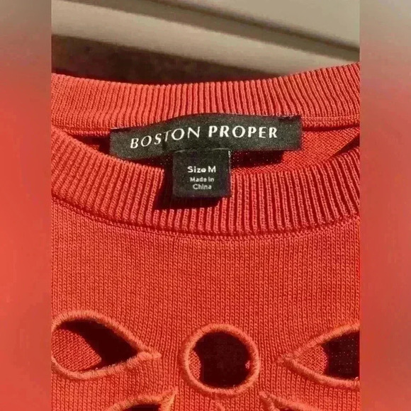 Boston Proper Medium Long Sleeve Top - Picture 5 of 7